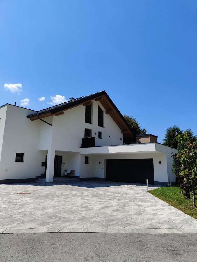 Apartment Auf Der Schladminger Sonnenseite - Smart, Zentral & Ruhig Exterior photo